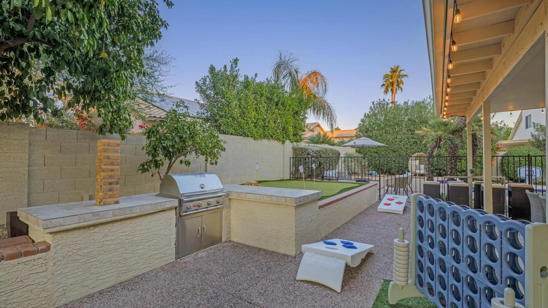 Basketball Game, Heated Pool, Game Room, More 0*, פיניקס